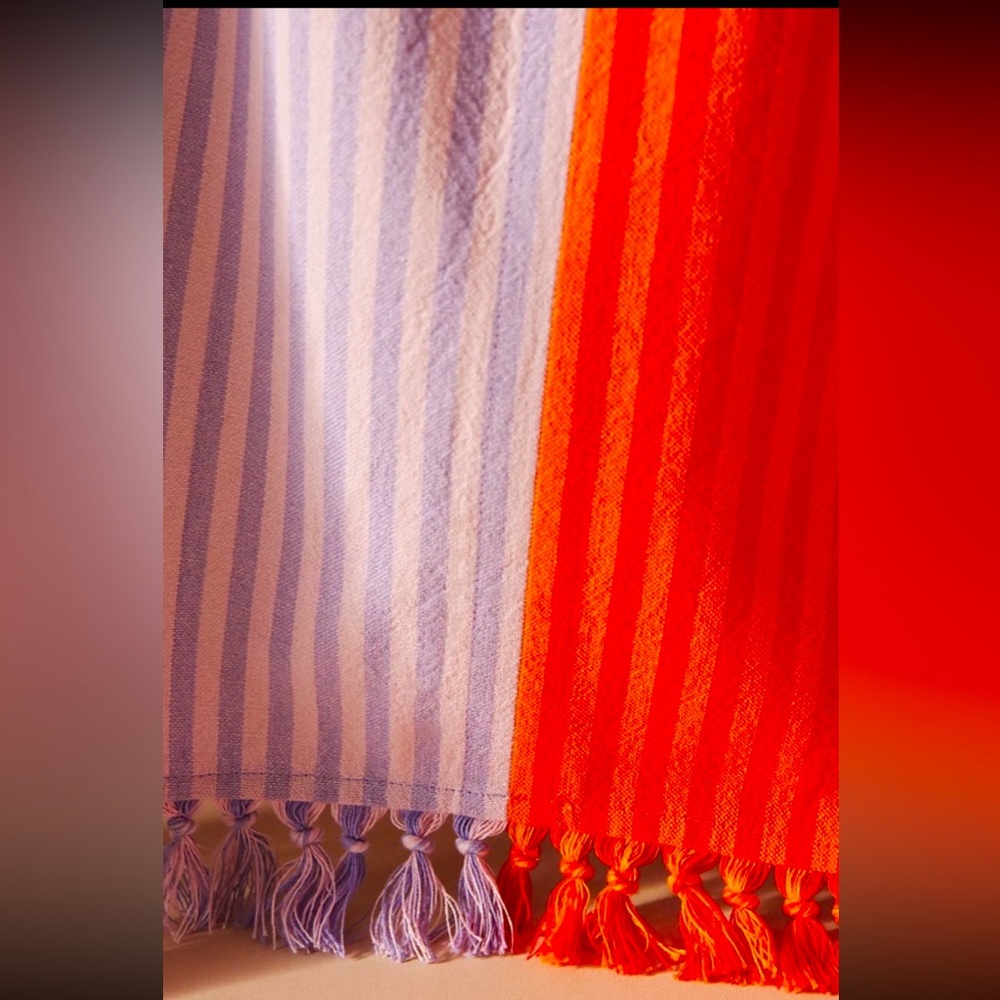 Anthropology, Trudy dish towel. Lilac - Picture 2 of 5